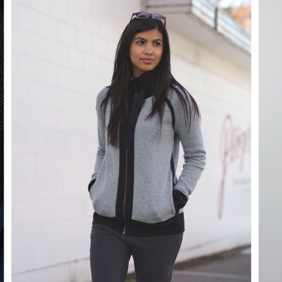 Lululemon Post Savasana Reversible Jacket - Picture 3 of 16